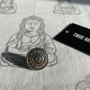 New authentic True Religion jeans designer signature replacement button